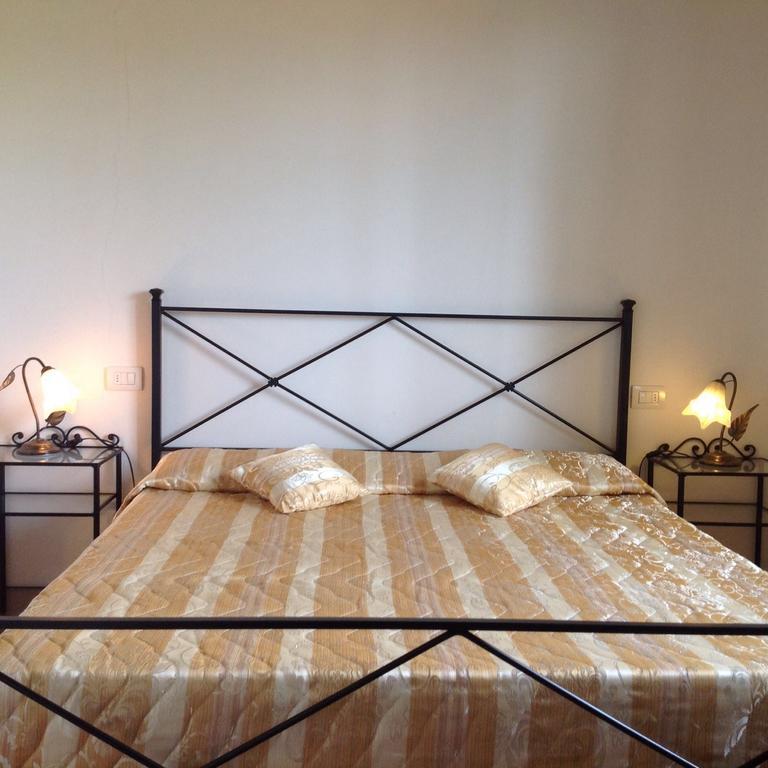Agriturismo Belvedere Pescia Romana Rum bild